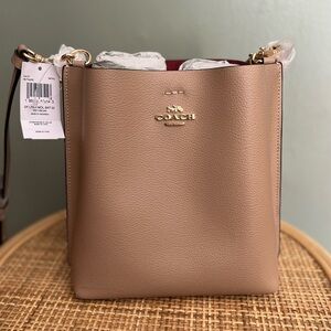 Coach Mollie Bucket Bag 22